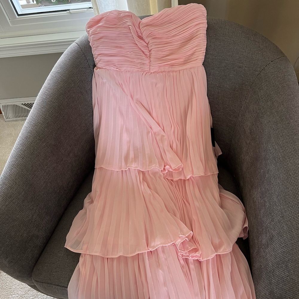 Chic Pink Strapless Pleated Dress